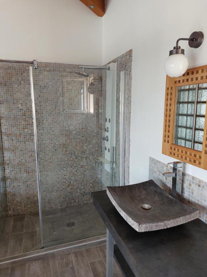 Beautiful Villa With A Stunning View Roujan Εξωτερικό φωτογραφία